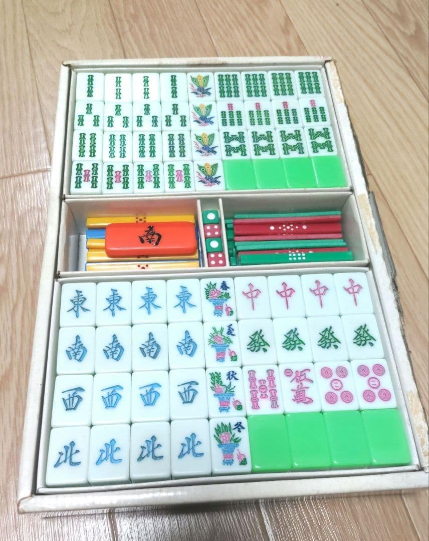 ☆希少☆ ミズノ丸一 麻雀牌「パル（ライムグリーン牌）」 - メルカリ