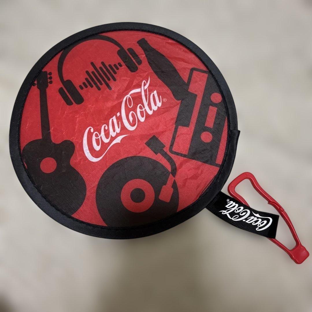 Coca-Cola 音楽モチーフ うちわ 新品・未開封】コカ・コーラ I &TEAM「カラビナ付き 折りたたみ うちわ