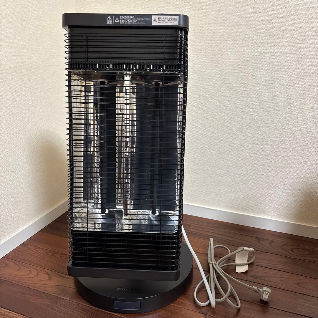美品　ダイキンセラムヒート　ERFT11YS-Tブラウン 遠赤外線暖房機 セラムヒート ブラウン ERFT11YS-T [シーズヒーター