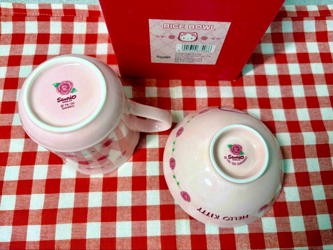 当時物 2000年 サンリオ ハローキティ バラキティ 薔薇 マグカップ お茶碗