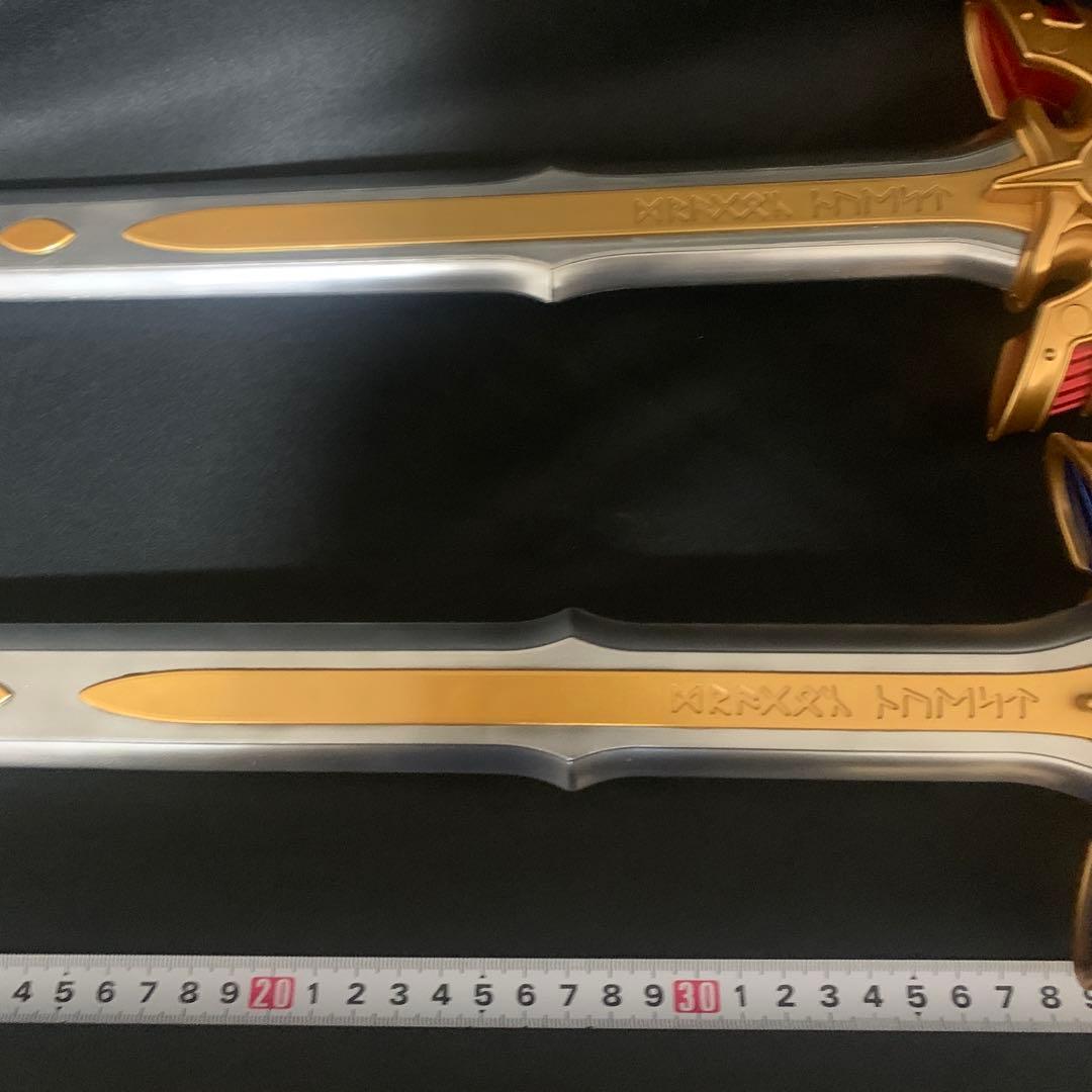 ドラゴンクエスト ロトの剣ロトの盾天空の剣リペイント - メルカリ