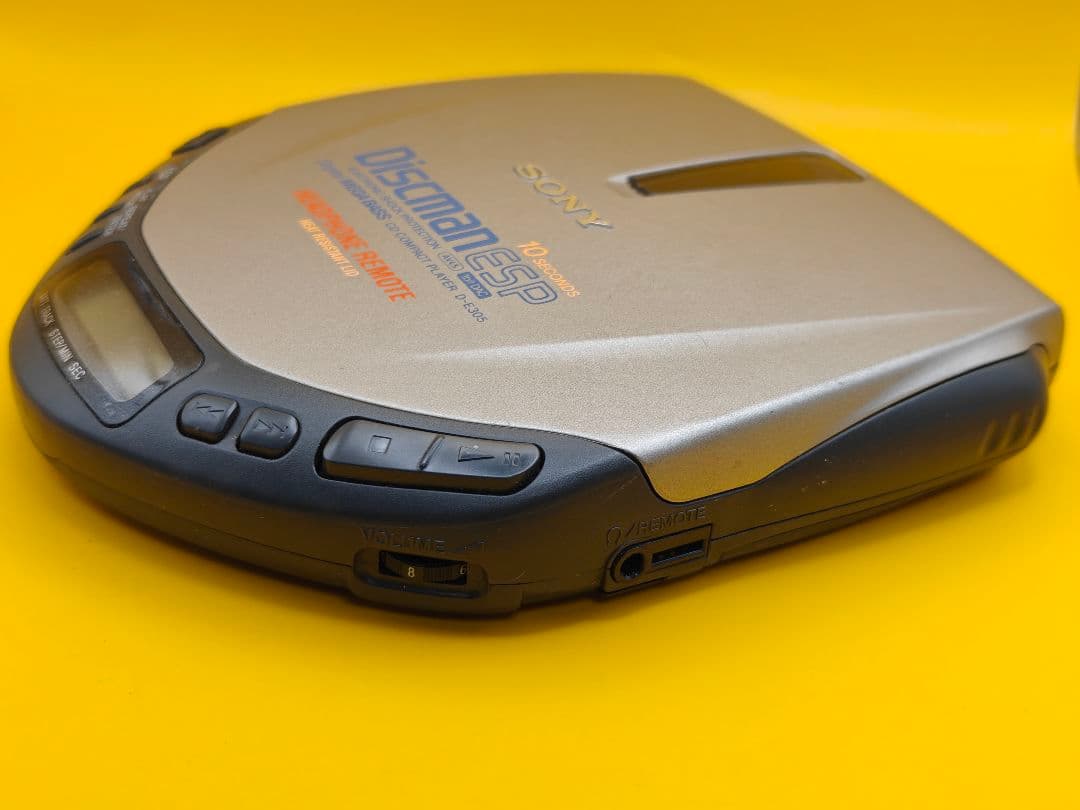 Sony Discman D-E305 ポータブルCDプレーヤー - メルカリ