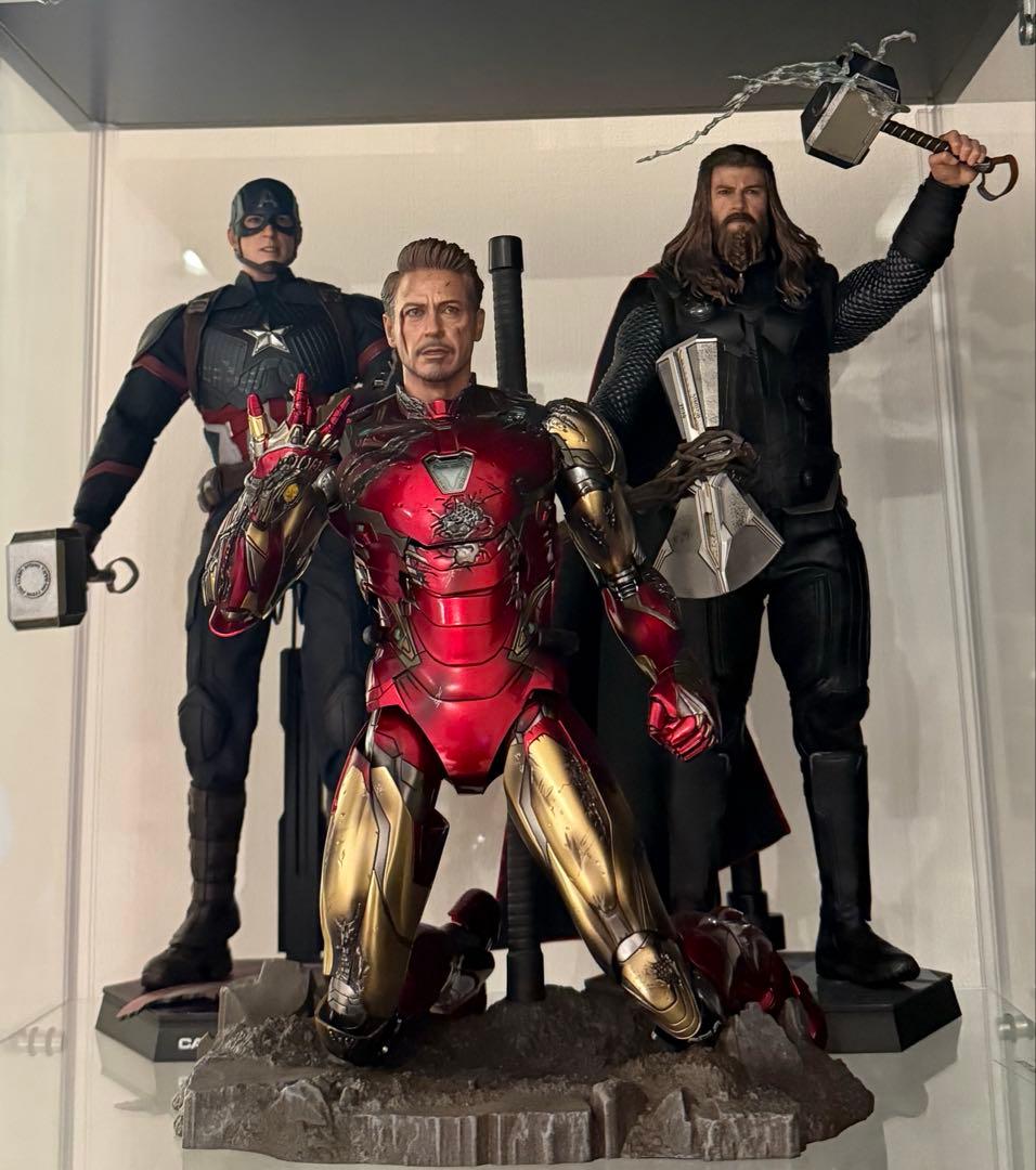 ホットトイズ アベンジャーズ 御三家 三体セット売り - メルカリ
