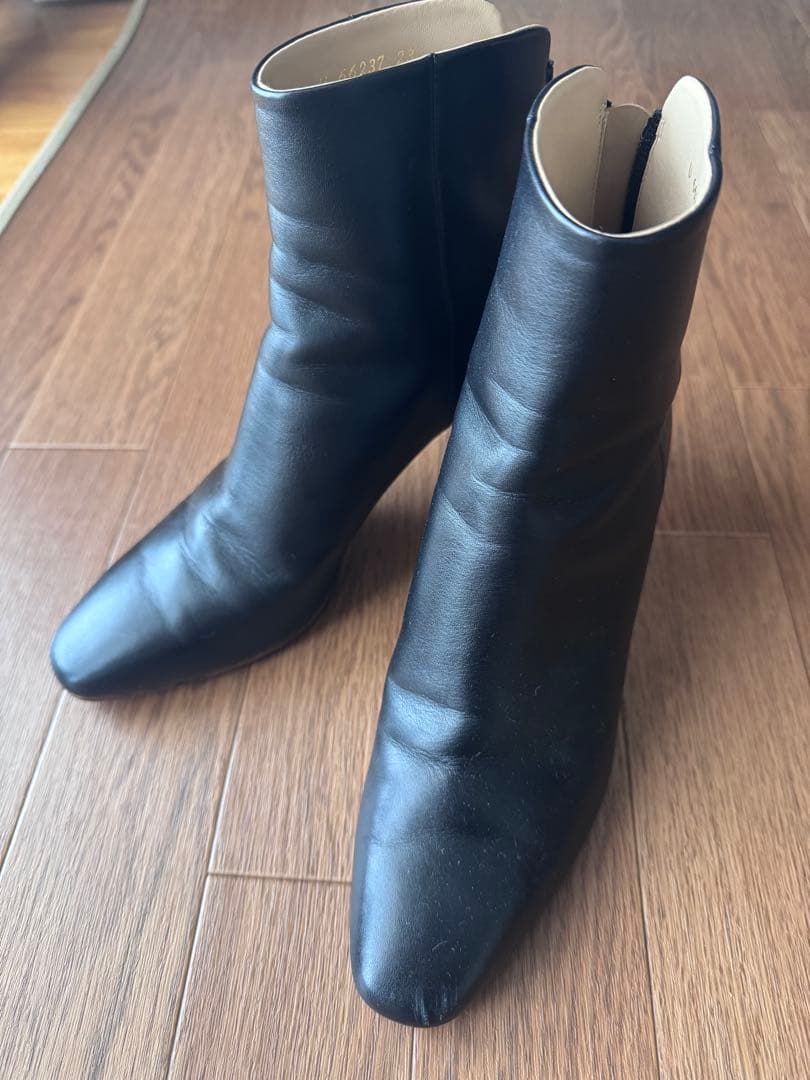 最終値下げ DIANA ショートブーツ スムース 牛革 黒 23.0