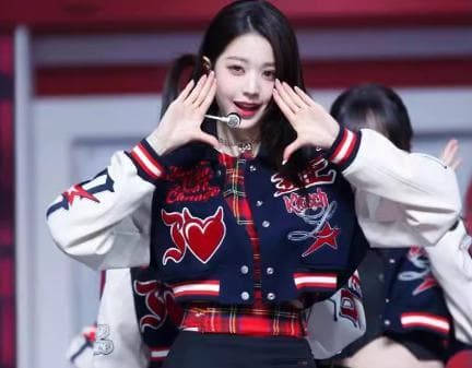 IVE Kitsch ウォニョン スタジャン ダンス衣装 kpop ジャケット - メルカリ