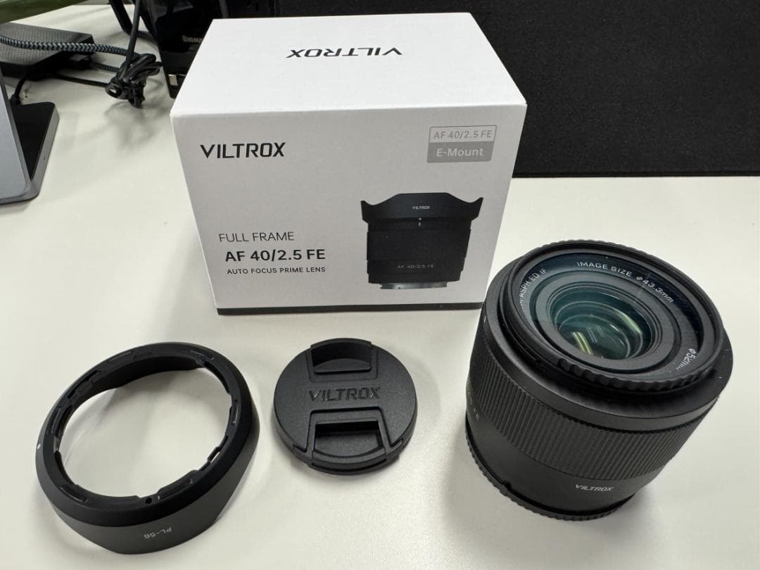 VILTROX (ビルトロックス) AF 40mm F2.5 Eマウント Viltrox AF 40mm F2.5 Air Full-Frame Lens for Sony E-mount