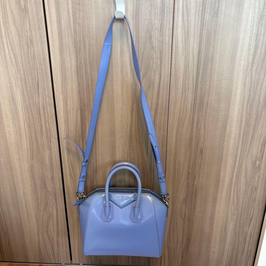 GIVENCHY アンティゴナ ミニ インディゴブルー 羊革100% - メルカリ