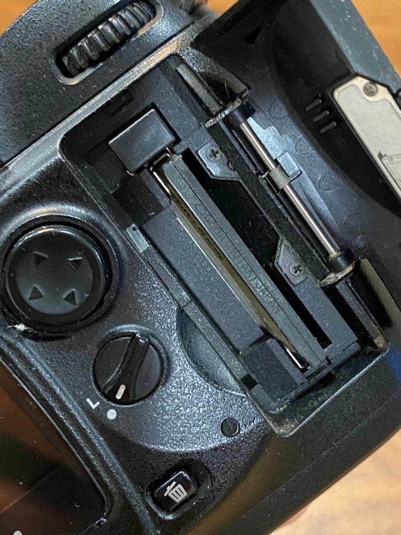 Nikon D100 デジタル一眼 動作品 35-105 マクロ付レンズ - メルカリ