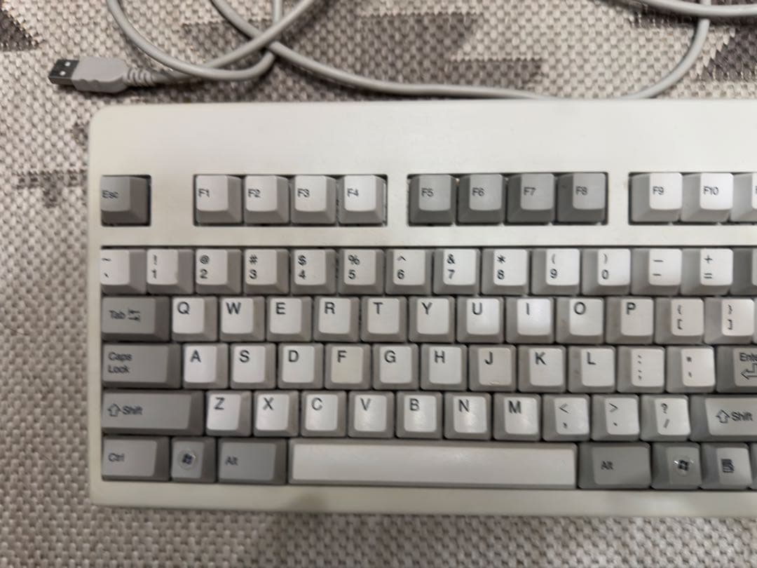 realforce 104UW - キーボード最 安値 で