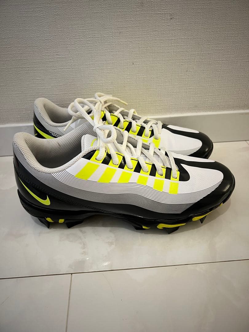 【超美品】ナイキ　野球スパイク　エアマックス95カラー　25.5cm