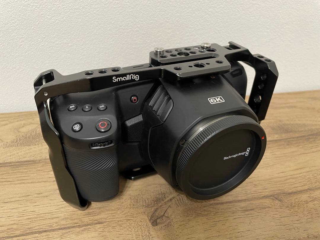美品Blackmagic Pocket Cinema Camera 6K+ゲージ Amazon.com : Blackmagic Design Pocket Cinema Camera 6K G2