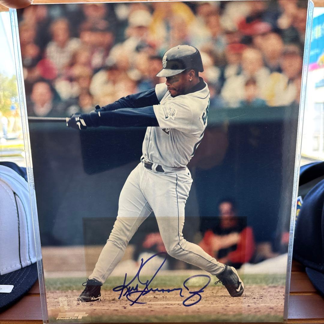 T*C様 【11月SALE】MLBケン・グリフィー・ジュニア 直筆サイン写真