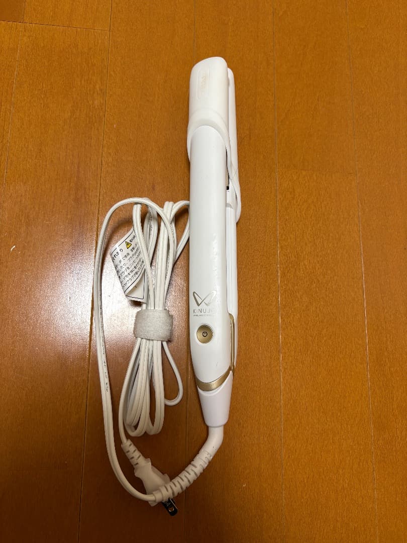 ヘアアイロン キヌージョ KINUJO ストレートヘアアイロン ホワイト【国内製造 絹女 日本製 取扱