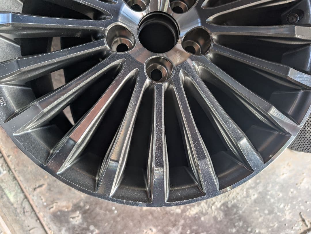 マジェスタ トヨタ クラウンマジェスタ ディスクホイール 一本