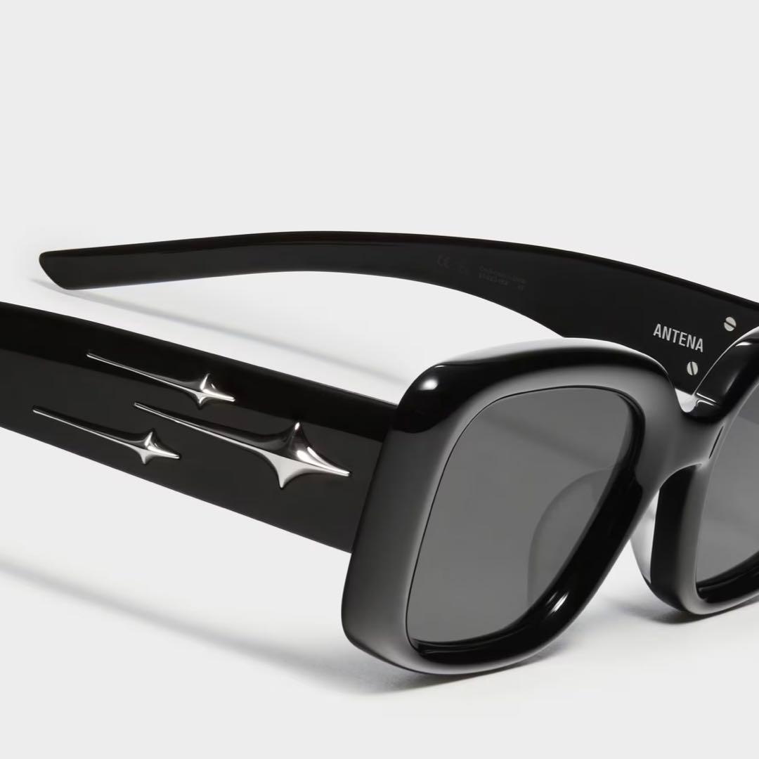 GENTLE MONSTER ジェントルモンスター Bold Antena 01 - メルカリ