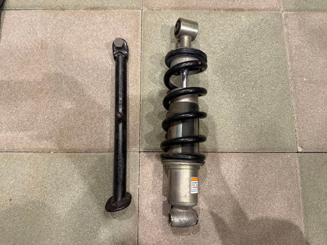 TW200 純正サスペンション、純正スタンド ヤマハ発動機 TW200 TW225 リアサスペンション 4AA ヤマハ 純正 中古