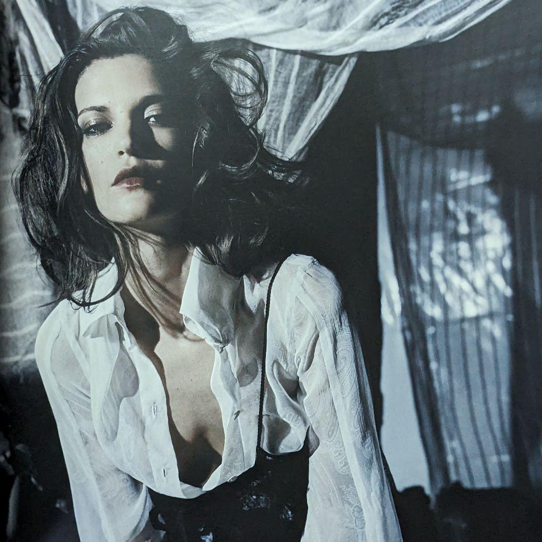 【写真集】Anne Valerie Hash By Bettina Rheims