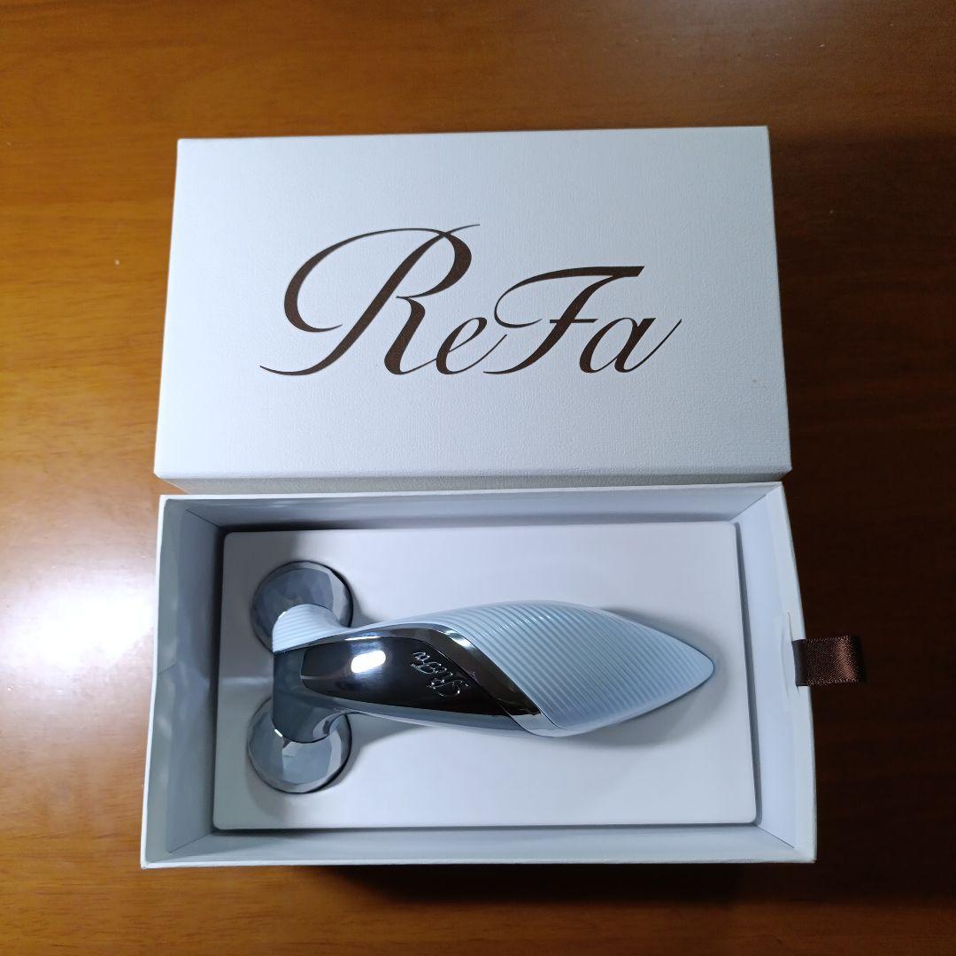 ReFaリファカラットリフト　RR-AT 時間の流れに、しなやかに立ち向かえ。EMSのリフティング※×ローラーの