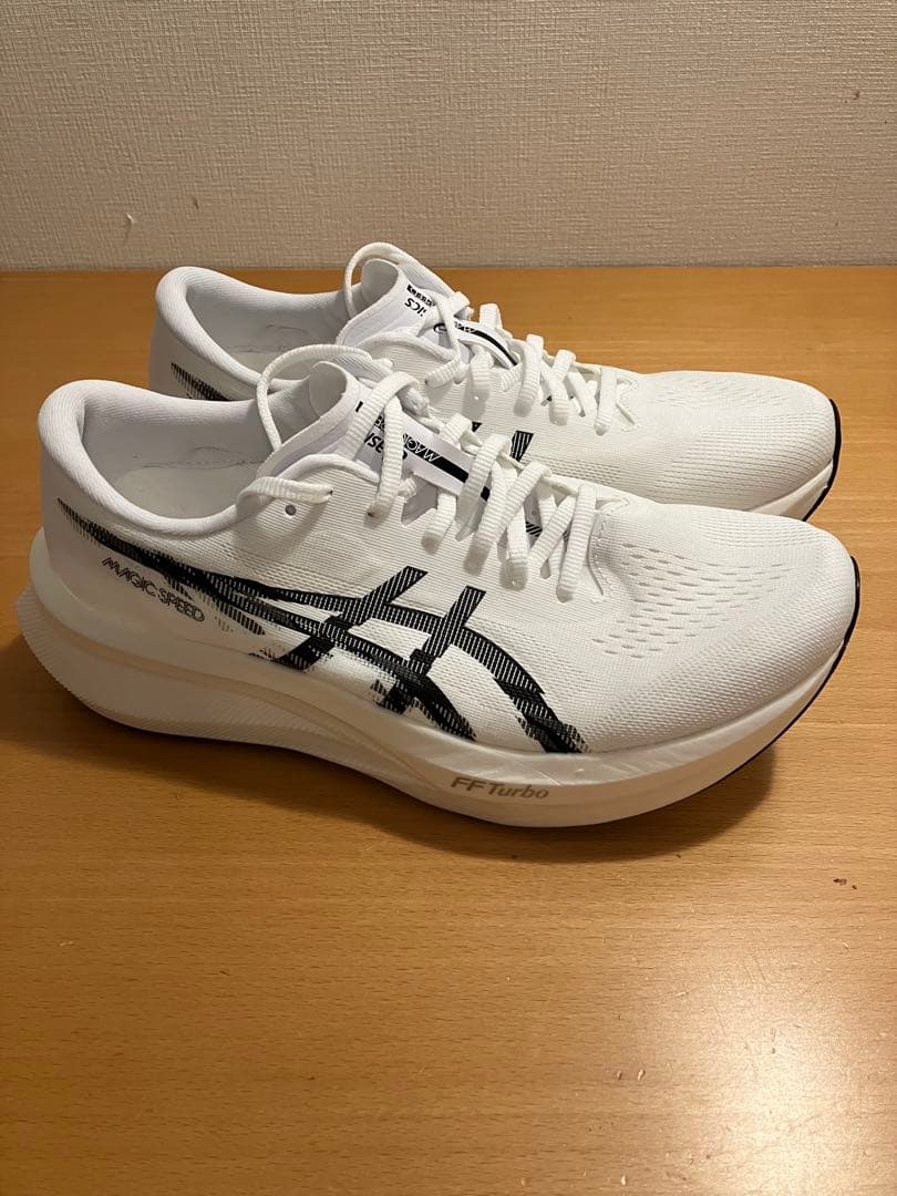 ASICS MAGIC SPEED 4 ホワイト/ブラック 27.5cm
