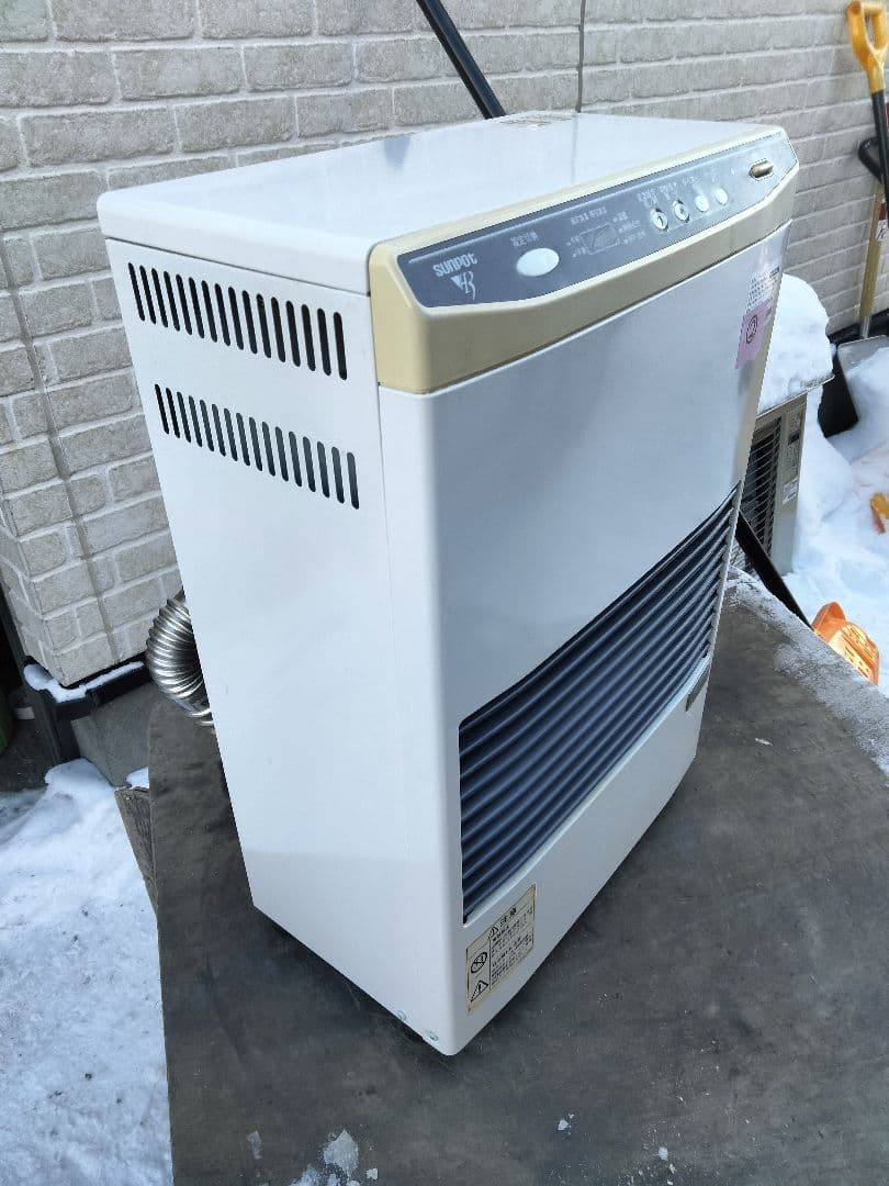 札幌発サンポットFF温風石油ストーブ！品番「FF‐513TF」2010年式中古品