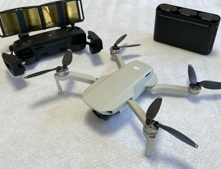 DJI Mavic mini more comboアタッシュケース、付属品諸々付 f46f73a1-4f6c-47bd-9c54-