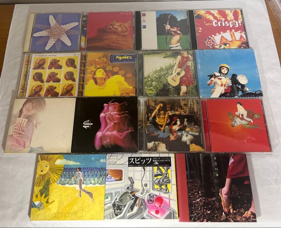 スピッツ CDシングル アルバム23 枚 キーホルダー、カセット等おまけ付