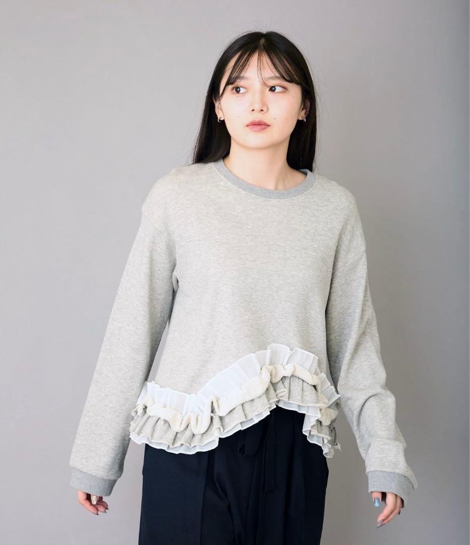 AVIE フリルデザインスウェット AVIE（アビィ） トレーナー スウェット フリルデザインスウェット