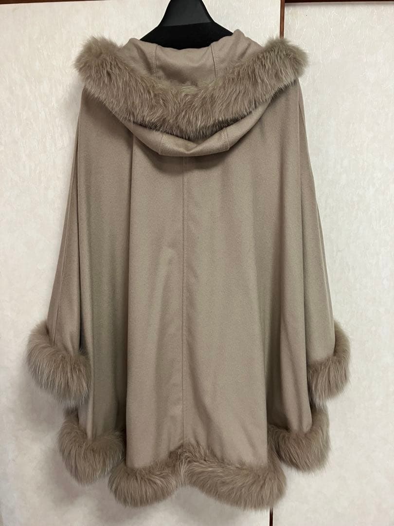 SAGA FURS カシミヤ100%ブルーフォックスケープ - メルカリ