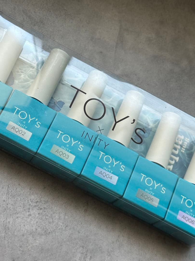 TOY's × INITY 《Aqua mag 》6色セット
