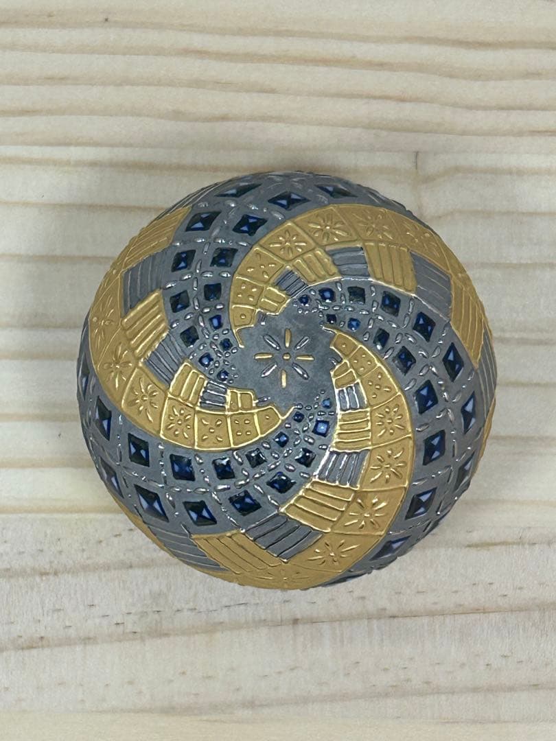 【伝】【骨董・極美品】希少 山本一洋作 純プラチナ彩 香合 銘あり 未真贋