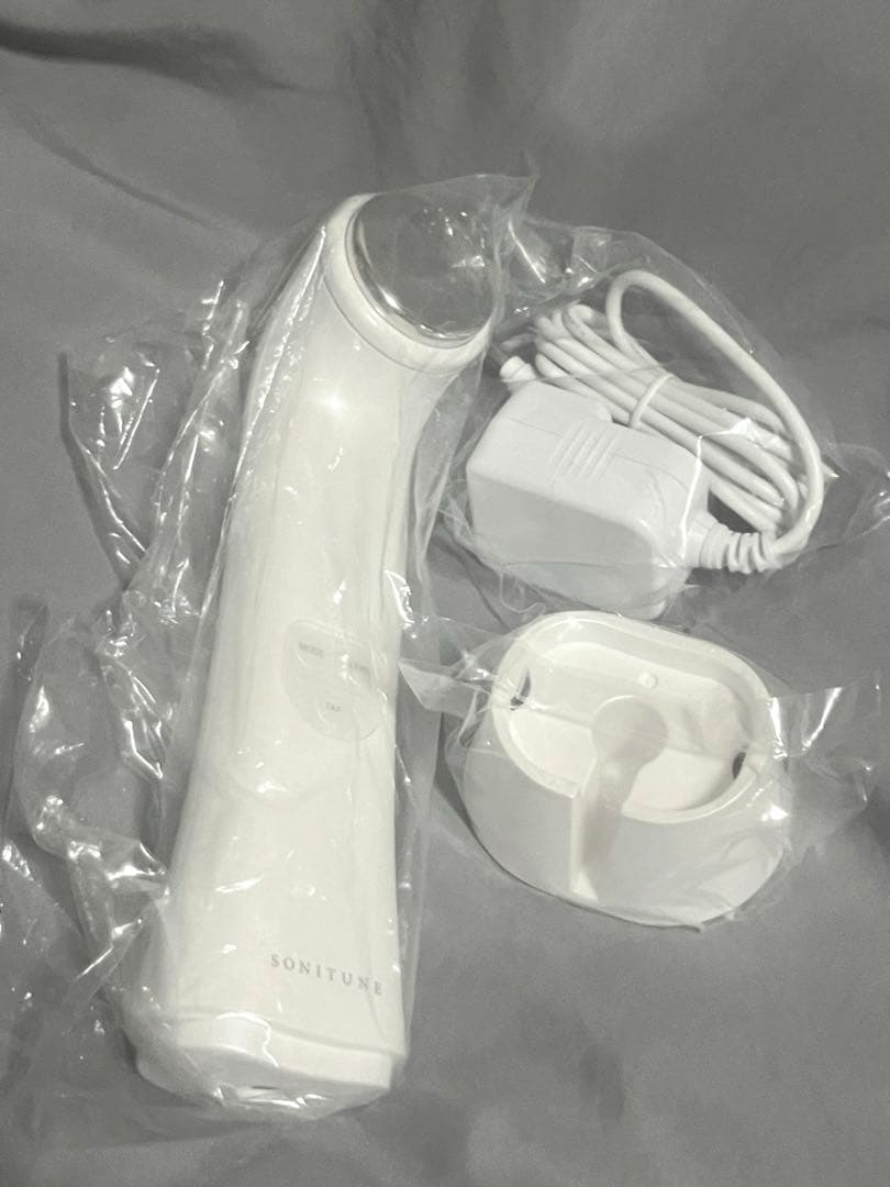 SONITUNE 美顔器 充電器付き | 激安通販のイーサプライ