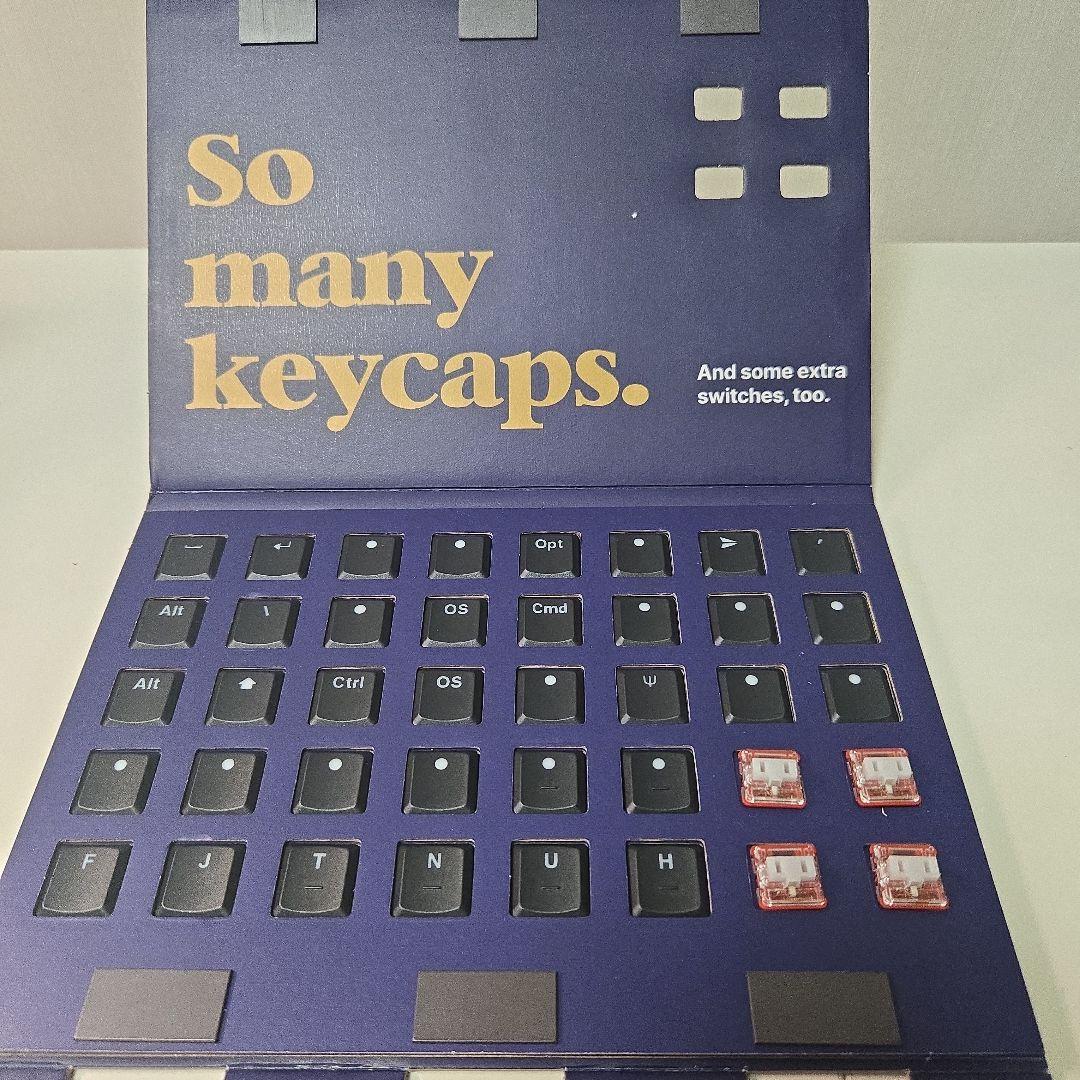 F*t様 ZSA Voyager 左右分割キーボード - メルカリ