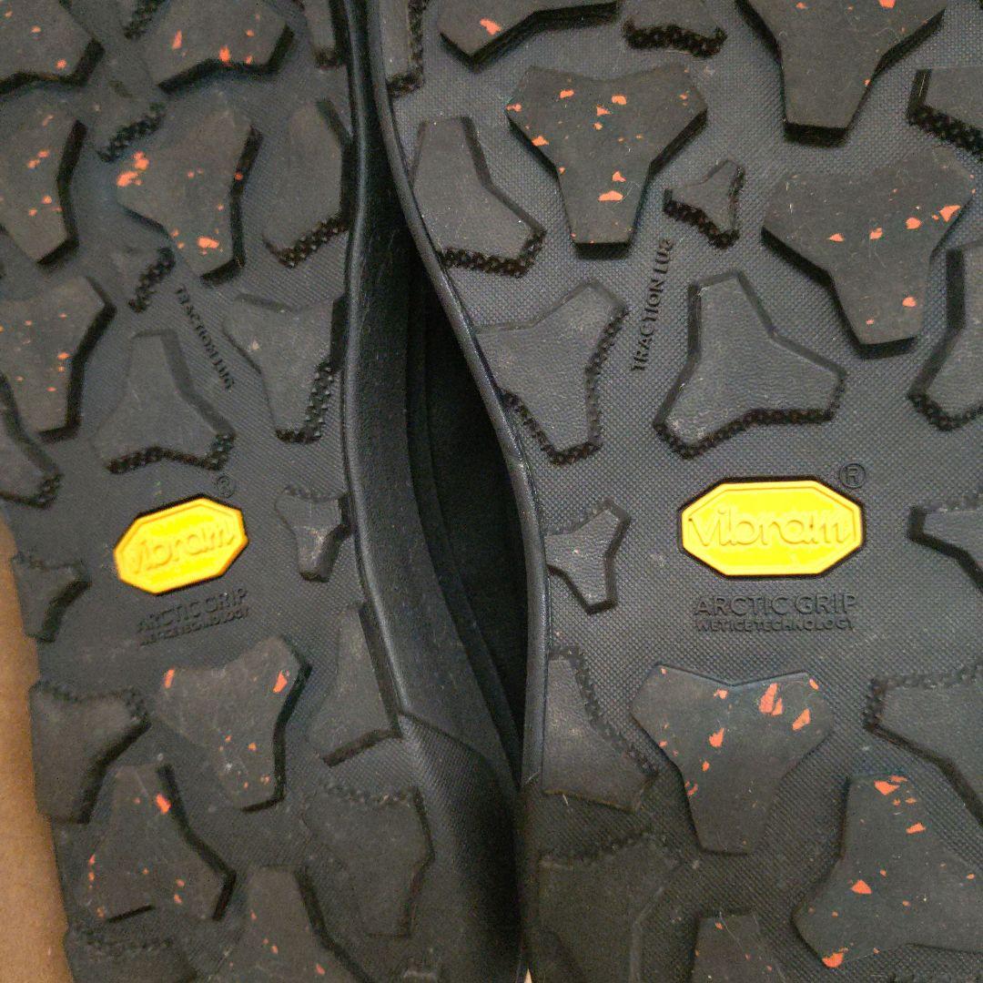 靴 DESCENTE DTRACE PAD HI AGAT 24.0cm