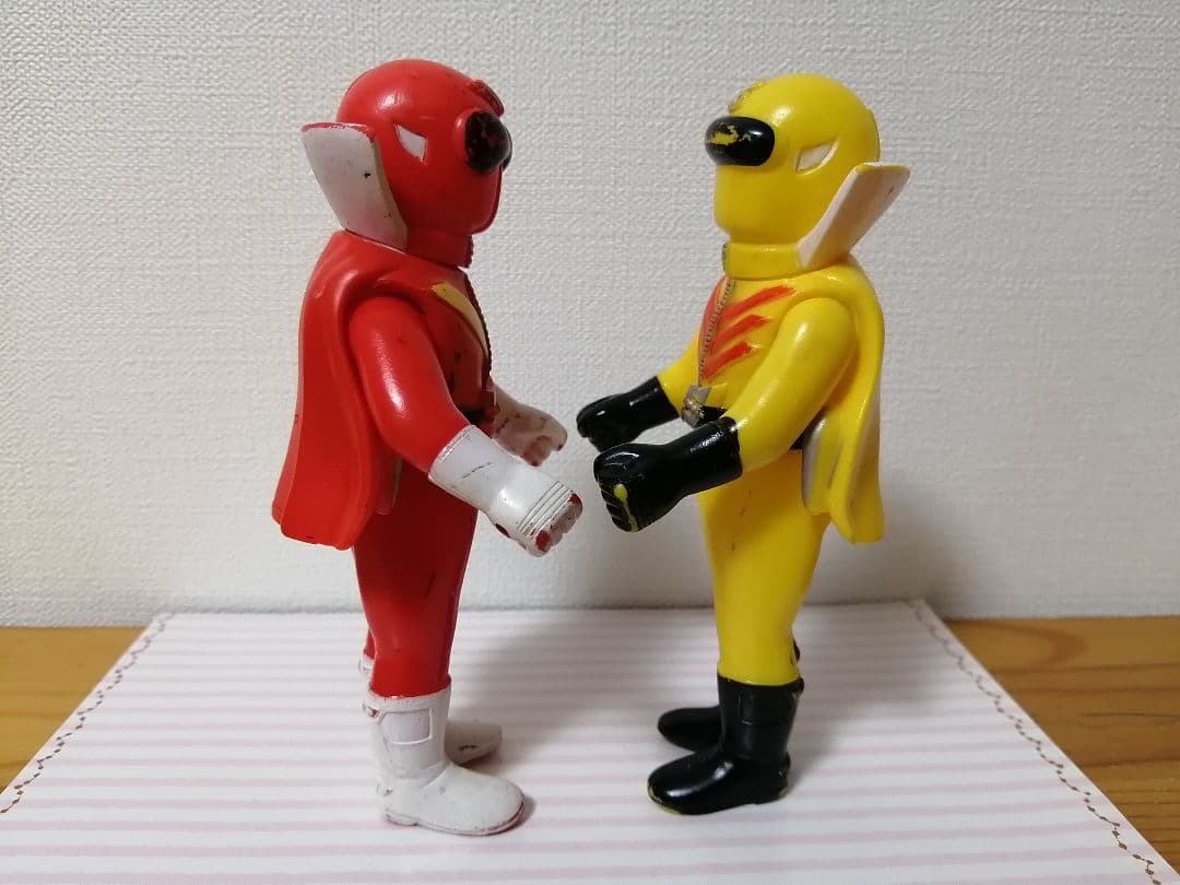 戦隊ヒーローゴレンジャー ソフビ 赤 黄 2体セット - 特撮オンライン