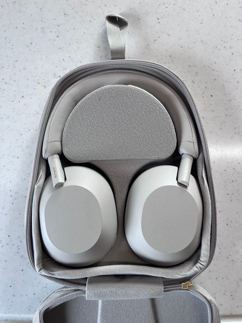 最終値下げsony WH-1000XM5 ホワイト ノイキャン最強ヘッドホンが3,300円値下げ！ソニー ワイヤレスノイズ