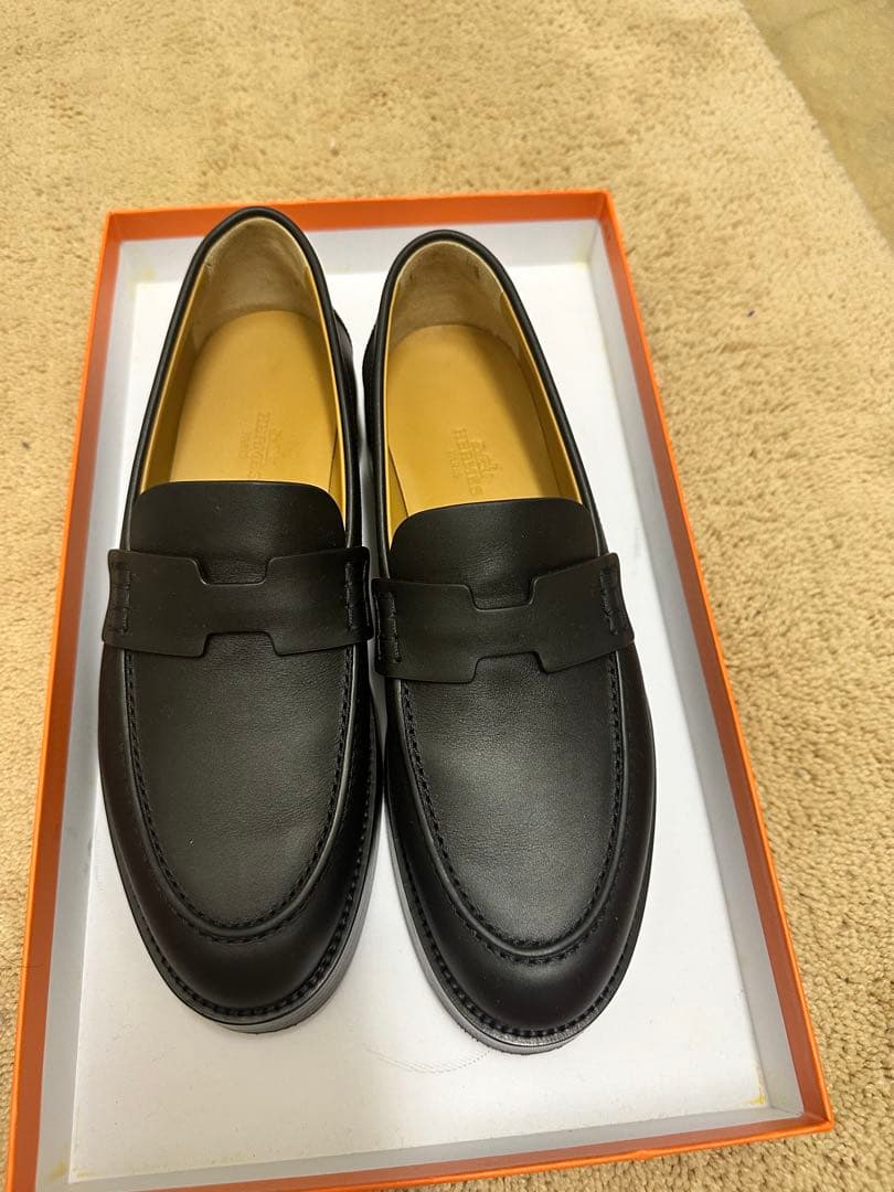 ま*み様 お値段相談可※【HERMES】モカシン《アワー》　37.5