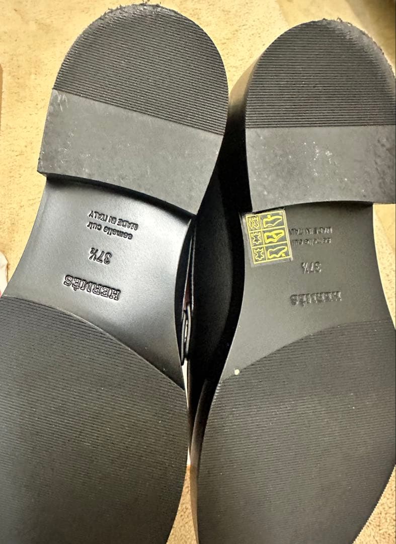 ま*み様 お値段相談可※【HERMES】モカシン《アワー》　37.5