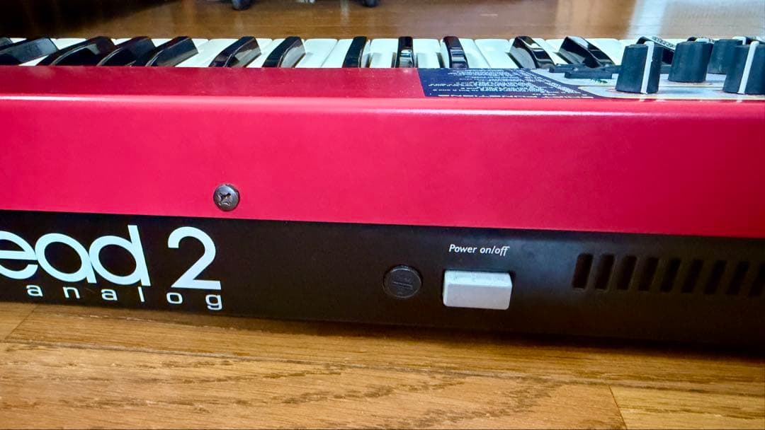 【値引き中】 clavia Nord Lead 2 / 美品 / 匿名配送