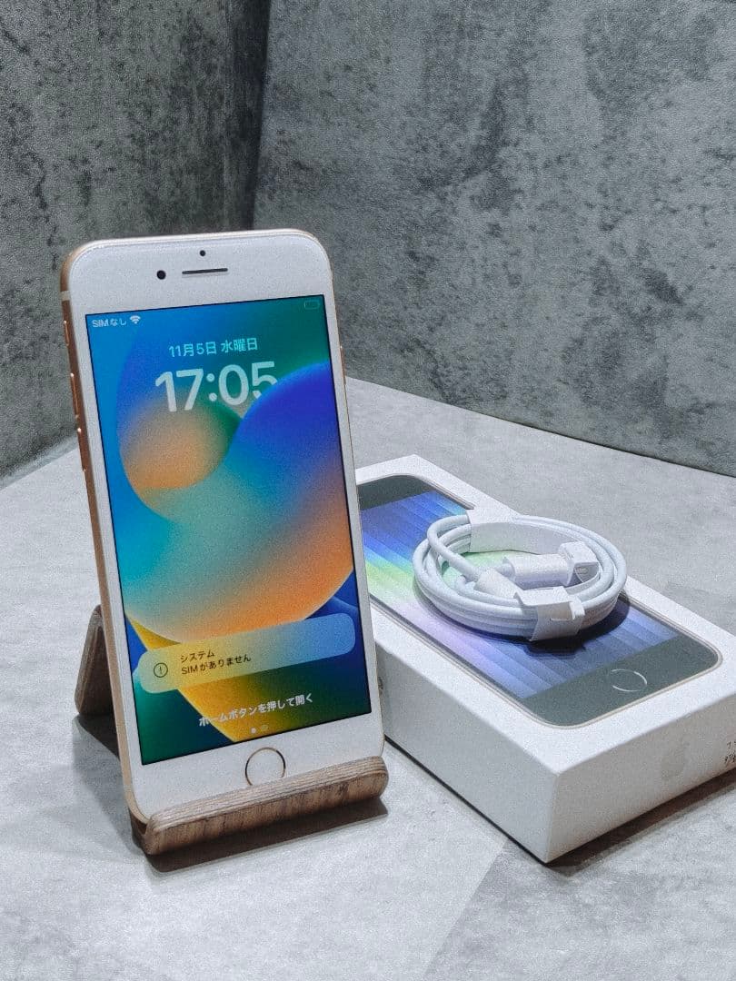 iphone8 64GB SIMロック解除済み スマホ SIMロック解除済】docomo iPhone8 64GB A1906 (MQ782J/A) スペース