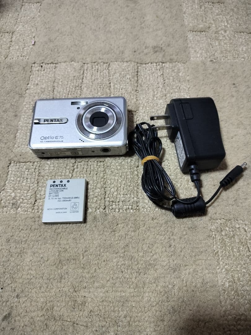 PENTAX OPTIO E75 バッテリー アダプター付 - メルカリ