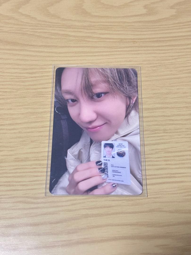 消費期限 THE8 会場限定トレカ - メルカリ