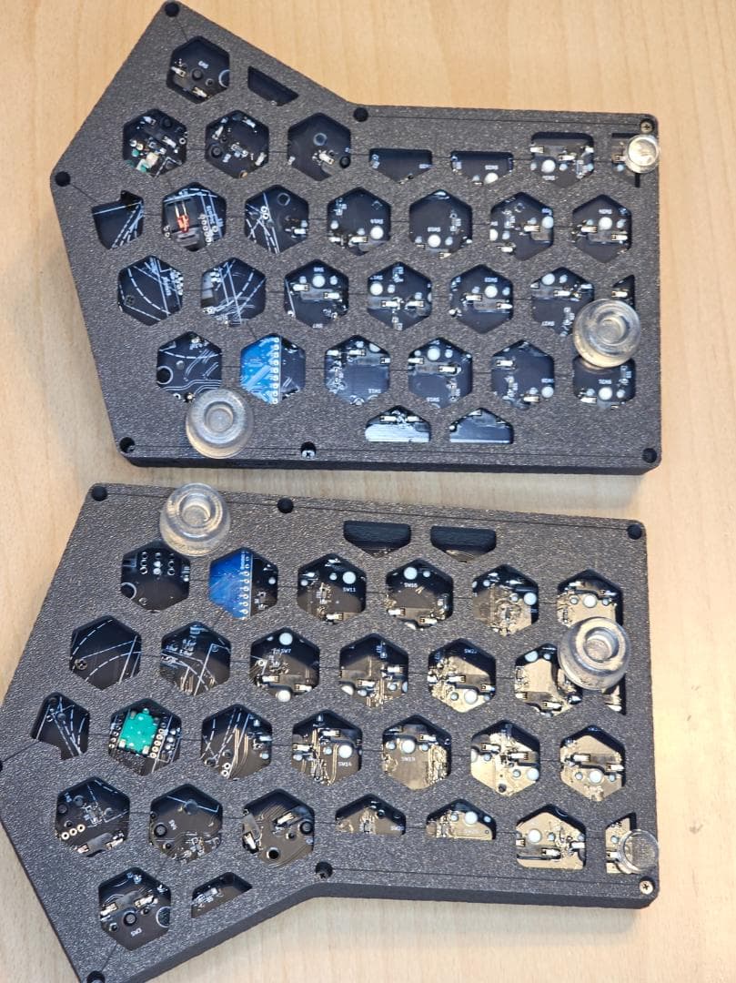 分割大玉キーボード \"Mooose\" 完成品