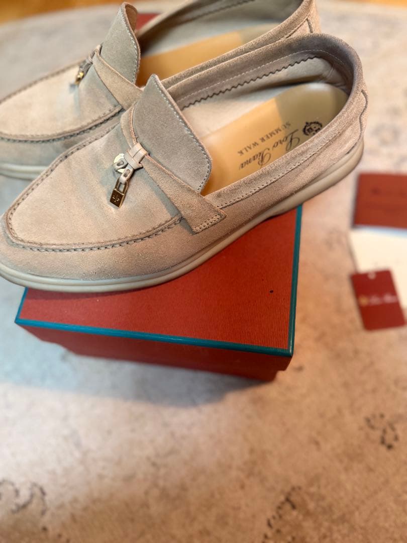 ロロピアーナ　サマーウォーク　サンドストー　24.5センチ　37.5 ロロ・ピアーナのサマーウォーク】その名に恥じない、夏の救世主