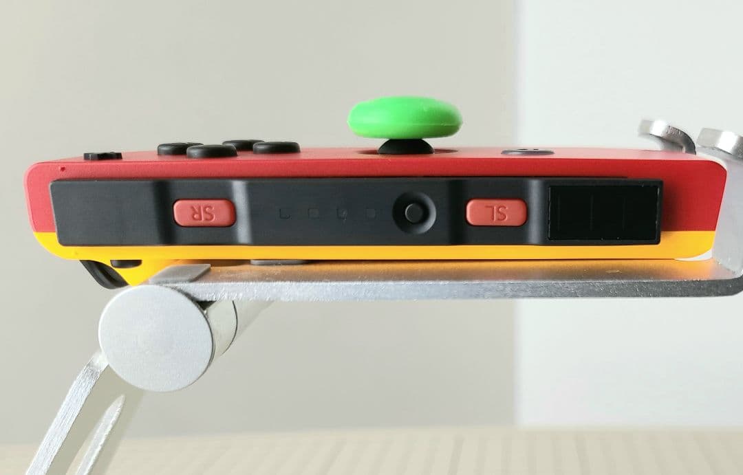 エヴァンゲリヲン】【非売品】弐号機カラー ジョイコンR - メルカリ