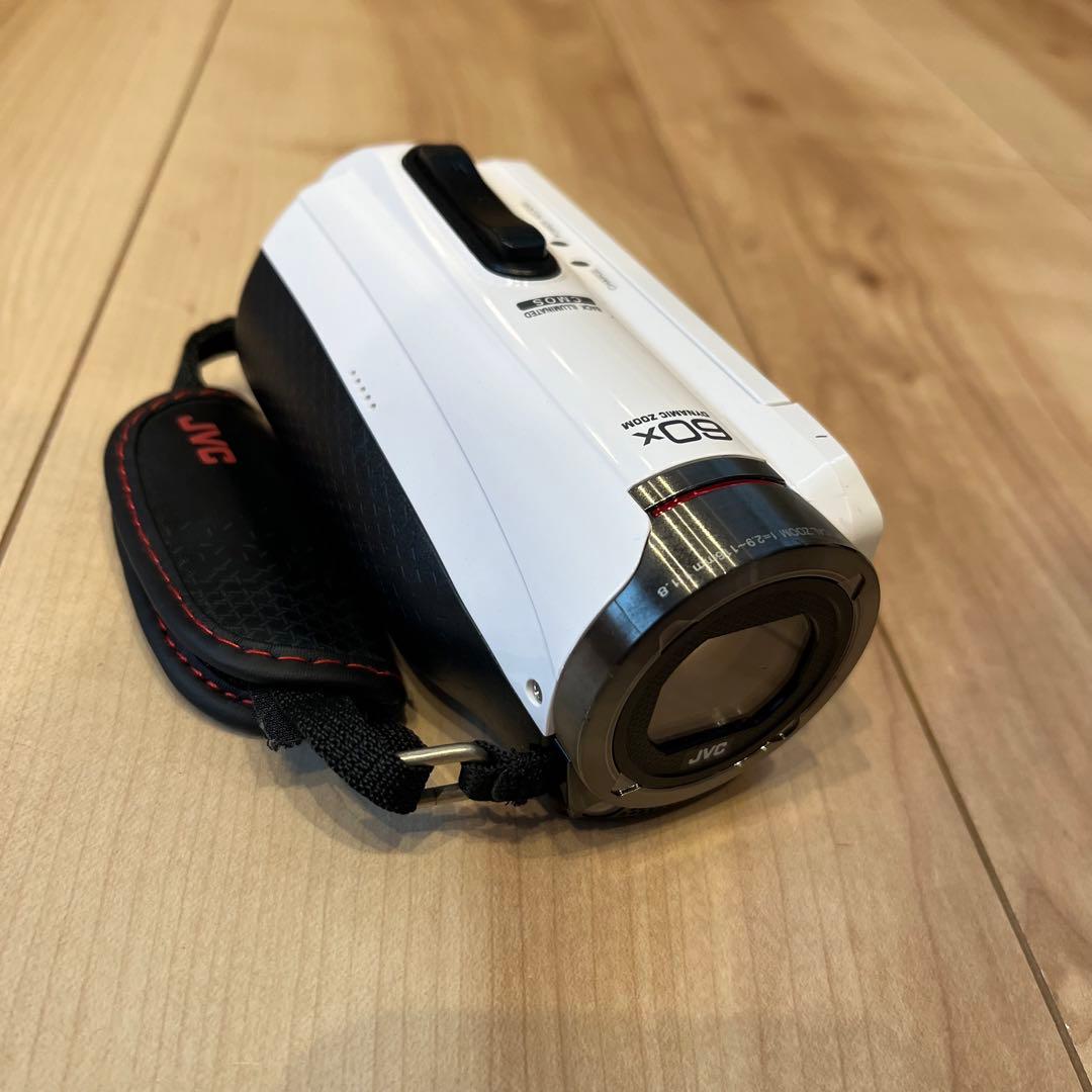 《送料込》JVCケンウッド ビデオカメラ　防水　GZ-R300-W 充電器等