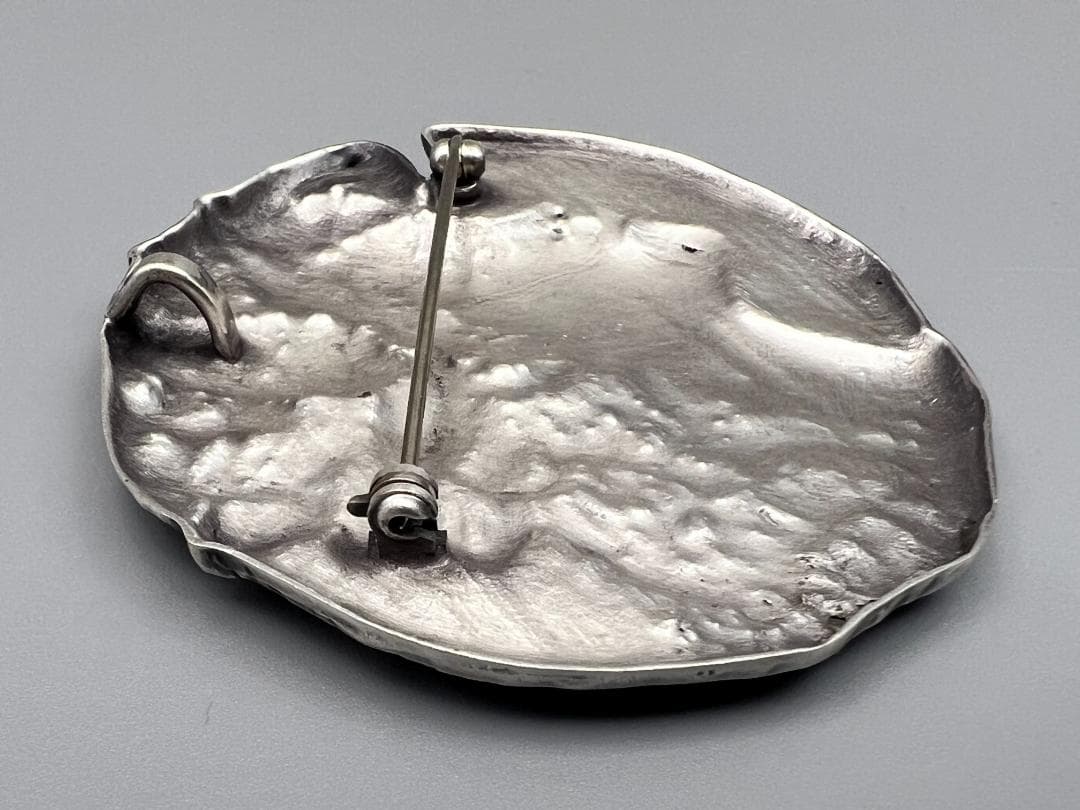 海】蓮の少女 横顔 ブローチ ペンダント 佐藤忠良作 佐川美術館 元