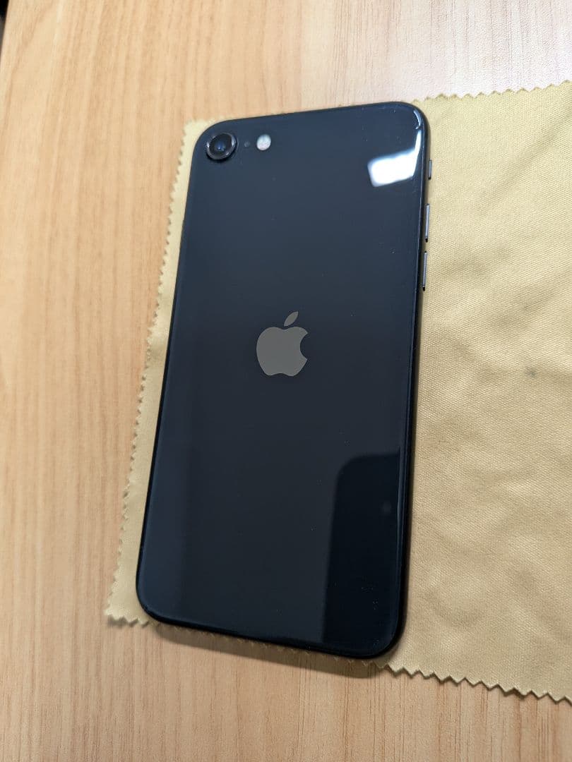 Apple iPhone SE 64GB ブラック本体 Amazon.com: Apple iPhone SE (2nd Generation), US Version, 64GB