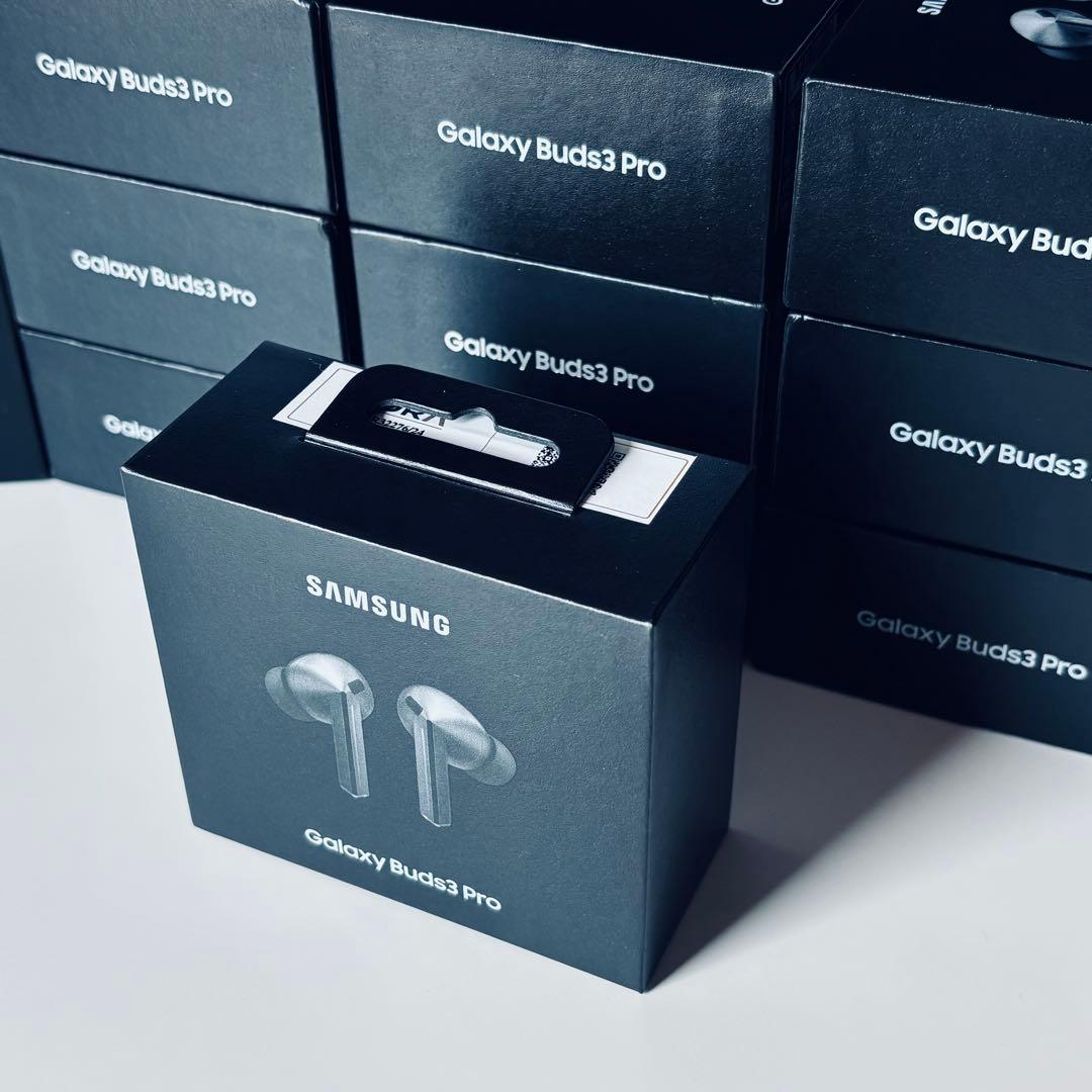 新品 Samsung Galaxy Buds3 Pro シルバー（ケース付き）