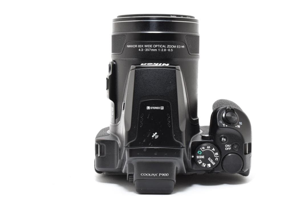 ニコン　Nikon COOLPIX P900 《元箱付属・動作確認済み》