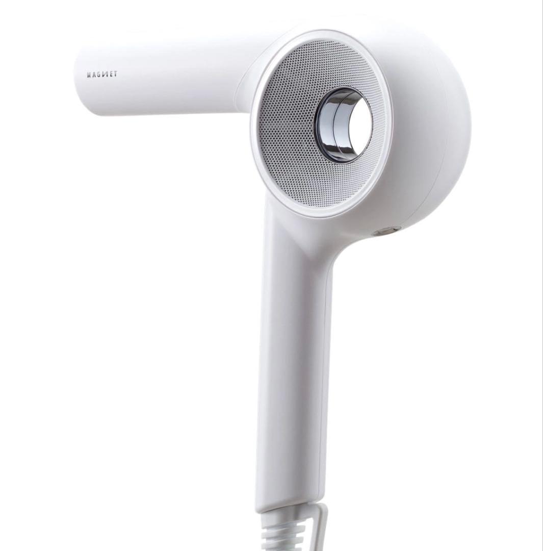 《MAGNETHairPro（マグネットヘアプロ）》ドライヤー